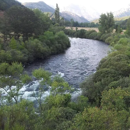 Holiday home The Fountains House