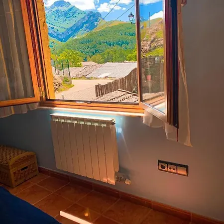 The Fountains House * Cremenes