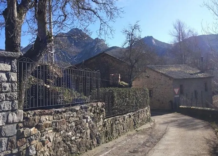 The Fountains House * Cremenes